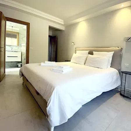 Appartement Elegant 2 Bedroom With Parking