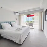 Appartement Elegant 2 Bedroom With Parking *