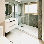 Elegant 2 Bedroom With Parking * Cannes