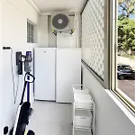 Elegant 2 Bedroom With Parking Appartement