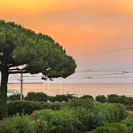 Appartement Elegant 2 Bedroom With Parking Cannes